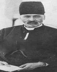 نصرالله منشی